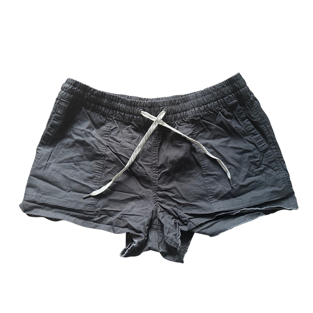 Vuori Charcoal Vintage Ripstop Shorts size Large‎